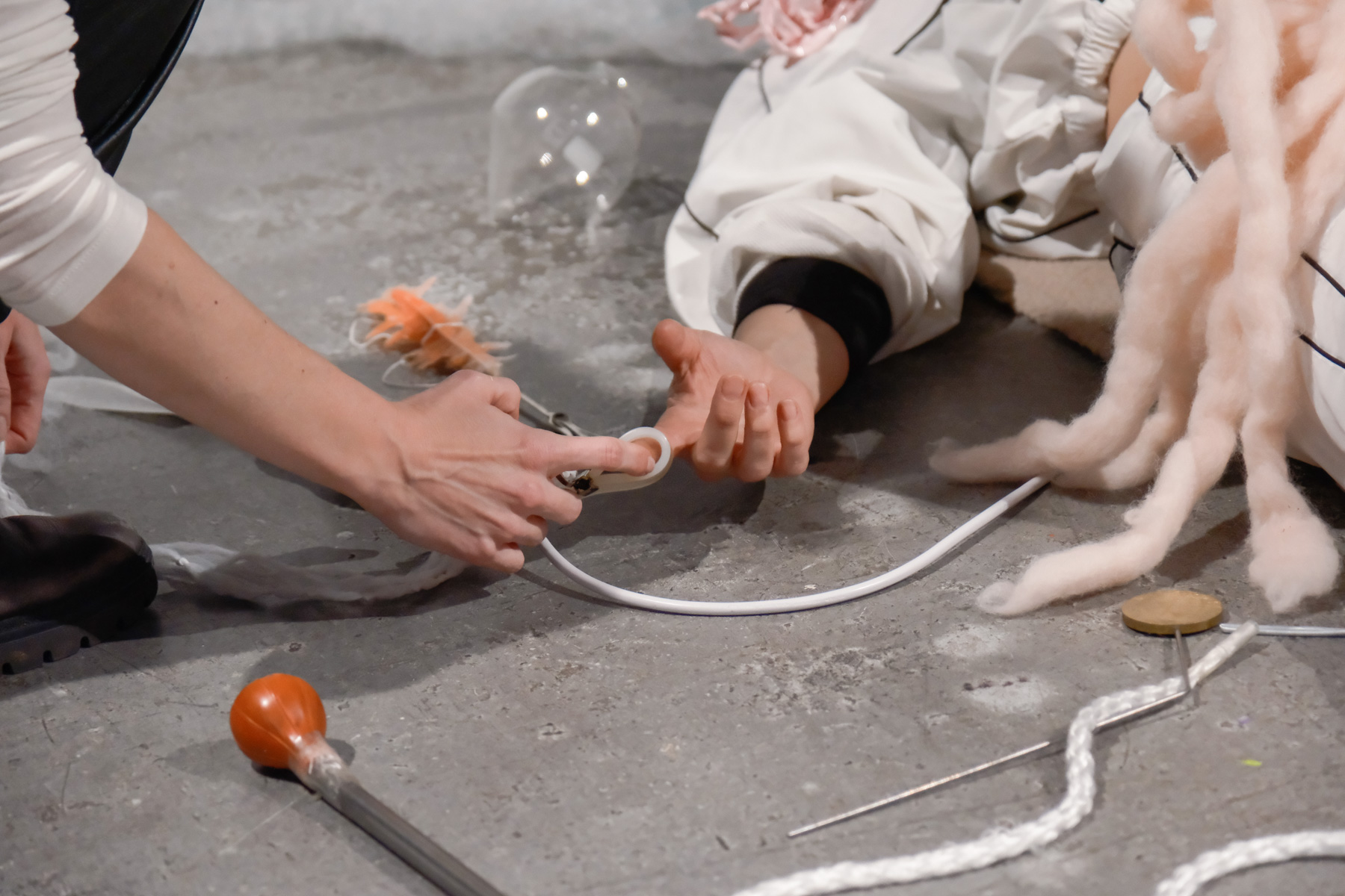 behandeln - a collaboration with Agnes Schneidewind